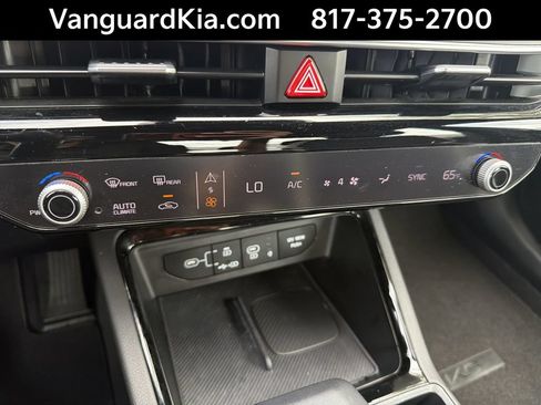 Certified 2025 Kia K5 GT-Line AWD/4WD image 19