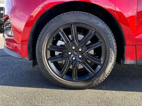 Used 2024 Ford Edge ST-Line image 8