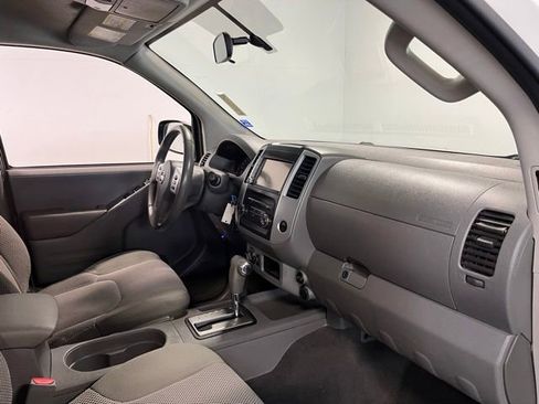 Used 2019 Nissan Frontier SV AWD/4WD image 11