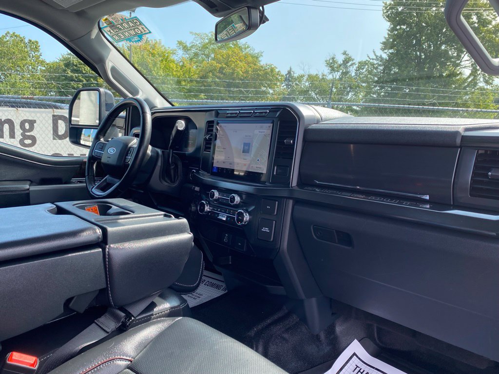 Used 2024 Ford F250 Lariat AWD/4WD image 21