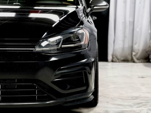 Used 2019 Volkswagen Golf R 4-Door AWD/4WD image 3