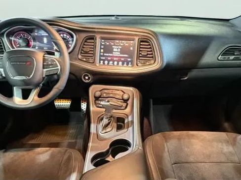 Used 2016 Dodge Challenger R/T Scat Pack RWD image 28