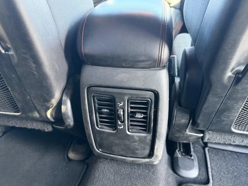 Used 2023 Dodge Durango GT AWD/4WD image 12