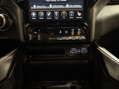 Used 2021 RAM 1500 Big Horn AWD/4WD image 6