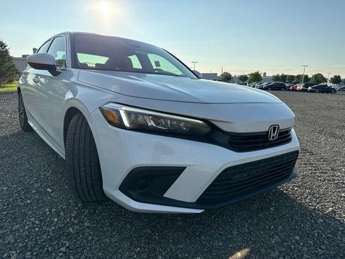Used 2024 Honda Civic EX image 13