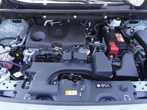 Certified 2023 Toyota RAV4 XLE FWD image 23