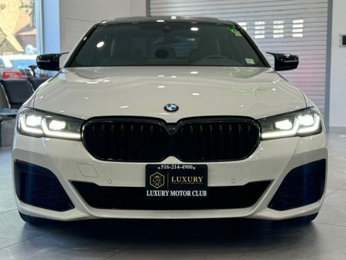 Used 2022 BMW 540i xDrive w/ M Sport Package AWD/4WD image 2