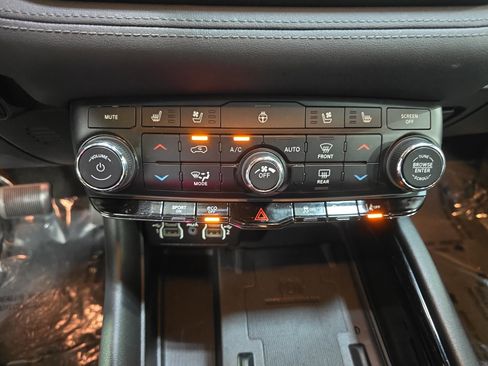 Used 2022 Dodge Durango Citadel AWD/4WD image 21