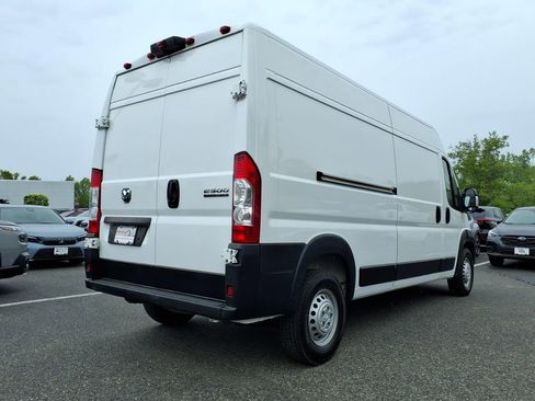 Used 2025 RAM ProMaster 2500 w/ Convenience Group FWD image 18
