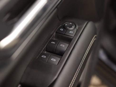 Used 2025 GMC Terrain Elevation image 24