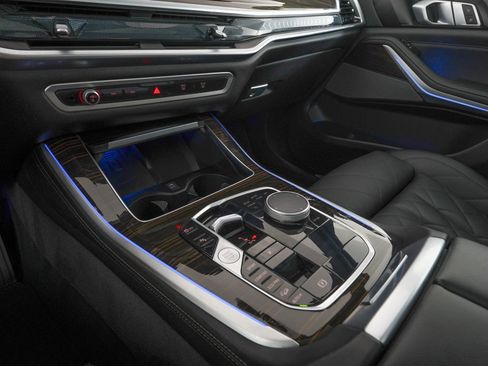 Used 2025 BMW X5 xDrive40i image 23