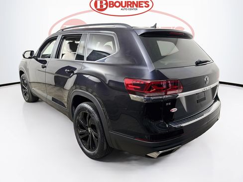 Used 2023 Volkswagen Atlas SE w/ Black Wheel Package AWD/4WD image 8