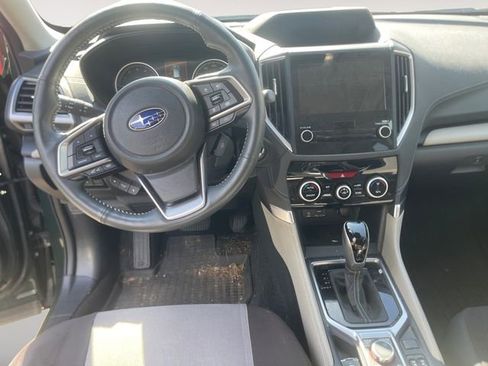 Used 2024 Subaru Forester Limited AWD/4WD image 9
