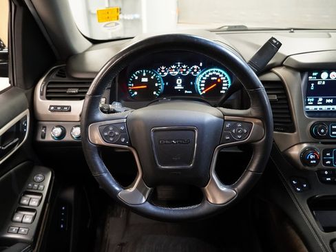 Used 2018 GMC Yukon Denali w/ Denali Ultimate Package image 11