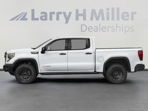 Used 2024 GMC Sierra 1500 AT4X w/ AT4X AEV Edition image 3