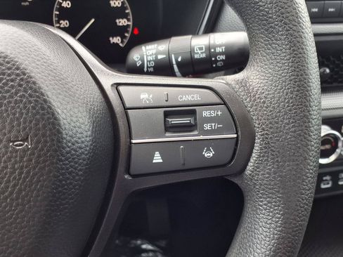 Used 2025 Honda CR-V EX image 17