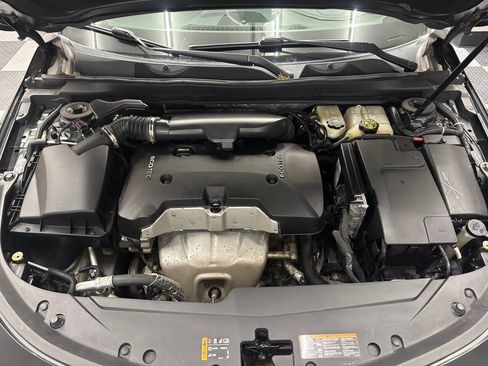 Used 2015 Chevrolet Impala LT FWD image 26