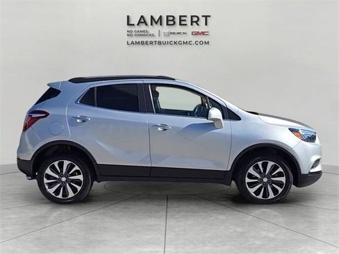 Used 2022 Buick Encore Preferred w/ Safety Package image 6