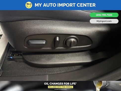 Used 2023 Chevrolet Blazer RS w/ Enhanced Convenience Package image 13