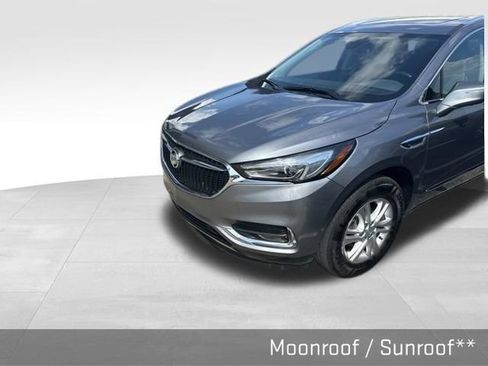 Used 2019 Buick Enclave Essence FWD image 3