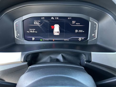 Used 2023 Volkswagen Atlas SE image 11