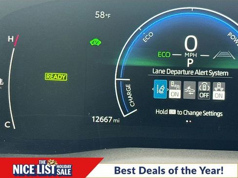 Used 2025 Toyota Camry LE image 13