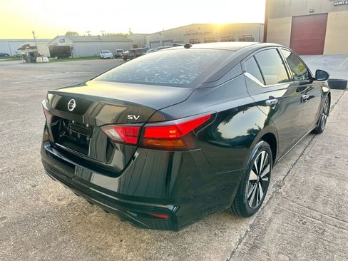 Used 2019 Nissan Altima 2.5 SV image 6
