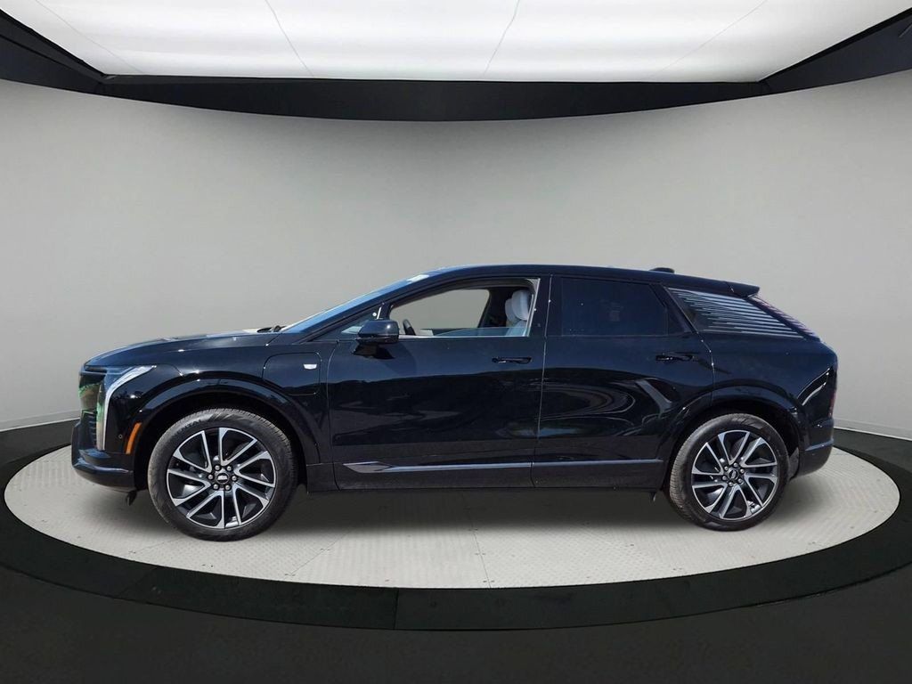 Certified 2026 Cadillac Optiq Sport 1 RWD image 2