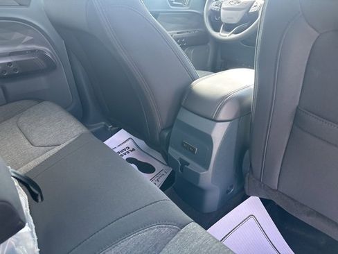 New 2025 Ford Maverick XLT w/ Black Appearance Package image 15