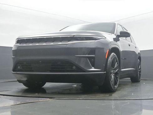 Used 2024 Jeep Wagoneer Launch Edition image 46