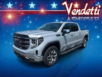 Certified 2022 GMC Sierra 1500 SLT w/ SLT Premium Plus Package