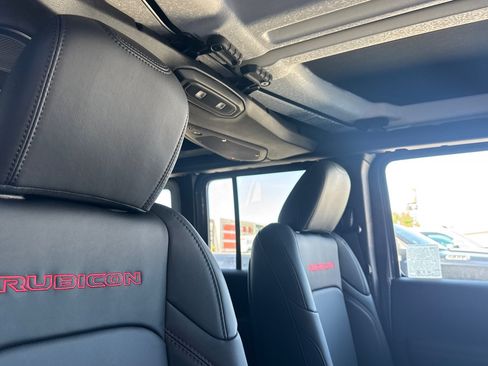 New 2026 Jeep Wrangler Unlimited Rubicon AWD/4WD image 15