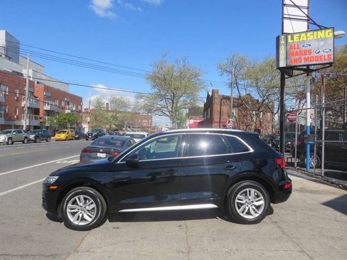 Used 2020 Audi Q5 2.0T Premium w/ Convenience Package AWD/4WD image 7