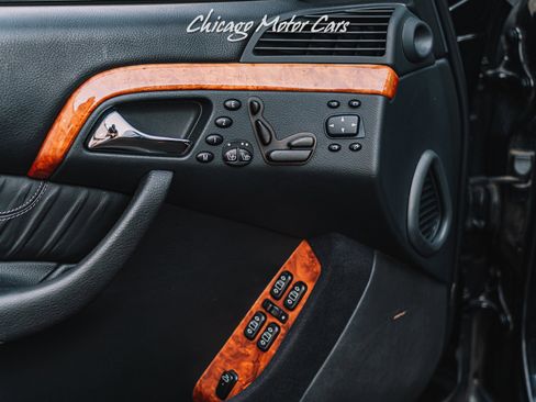 Used 2001 Mercedes-Benz S 500 image 32