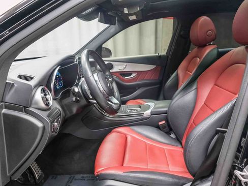 Certified 2022 Mercedes-Benz GLC 300 image 17