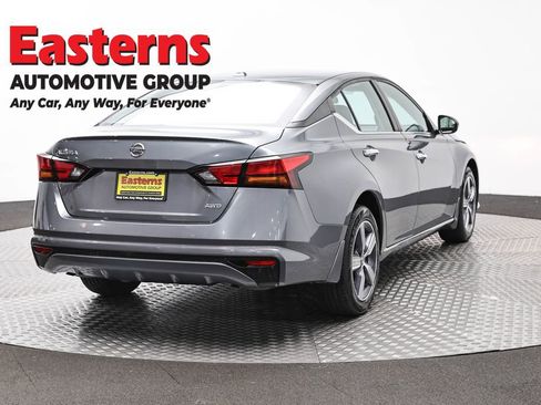 Used 2019 Nissan Altima 2.5 S AWD/4WD image 5