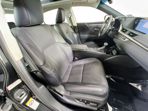 Used 2019 Lexus ES 350 w/ Accessory Package FWD image 28