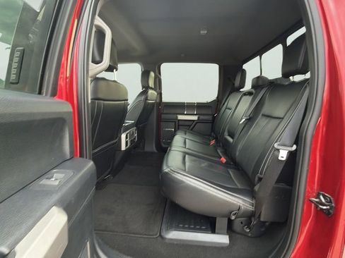 Used 2021 Ford F350 Lariat w/ Chrome Package image 19