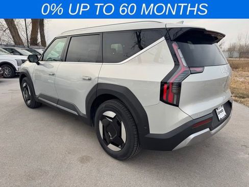 New 2026 Kia EV9 Wind image 7