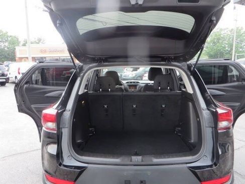 Used 2022 Chevrolet TrailBlazer LS FWD image 18