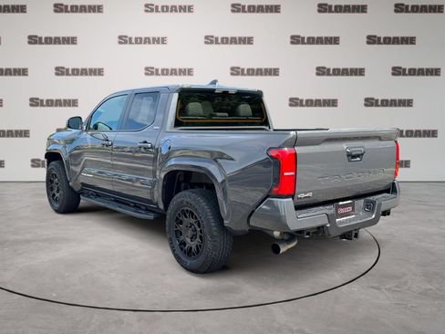 Used 2026 Toyota Tacoma SR5 AWD/4WD image 3