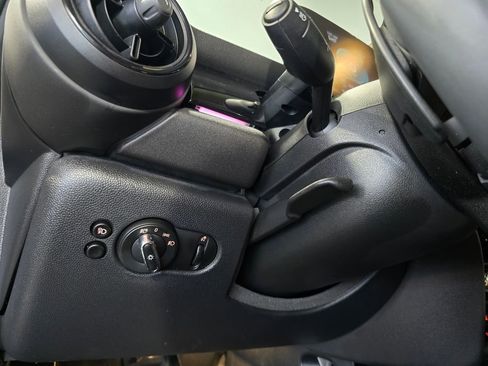 Used 2024 MINI Cooper S image 14