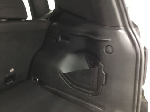 Used 2022 Jeep Renegade Latitude w/ Convenience Group image 19