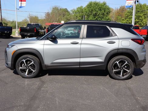 Used 2023 Chevrolet TrailBlazer RS AWD/4WD image 27