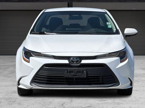 Used 2023 Toyota Corolla LE FWD image 10