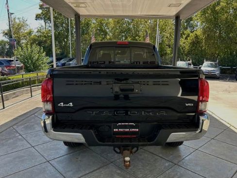 Used 2019 Toyota Tacoma SR5 image 3