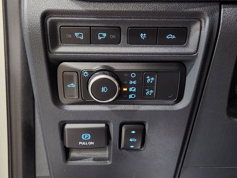 Used 2022 Ford F150 Lariat image 39