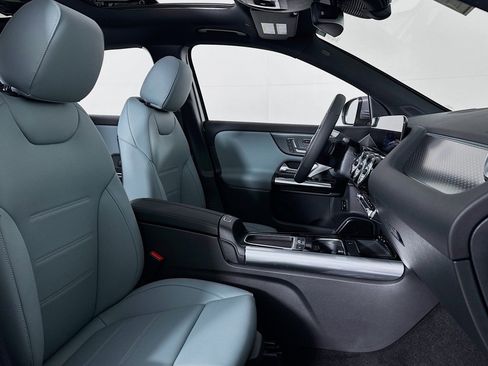 New 2026 Mercedes-Benz GLA 250 image 6