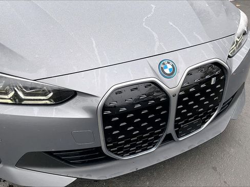 Used 2023 BMW i4 eDrive35 image 31