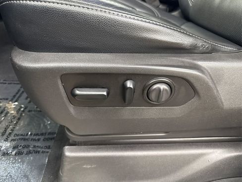 Used 2019 Chevrolet Silverado 1500 LT w/ All-Star Edition image 36